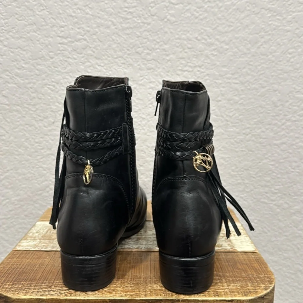 Sandro Moscoloni For Her Black Leather Ankle Boots Size 7 NEW
